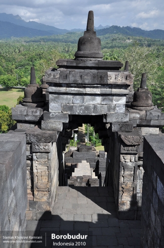 Indonesia, Borobudur, Siamak Travels 04