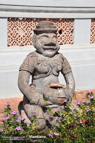 Laos, Vientiane, Siamak Travels 033